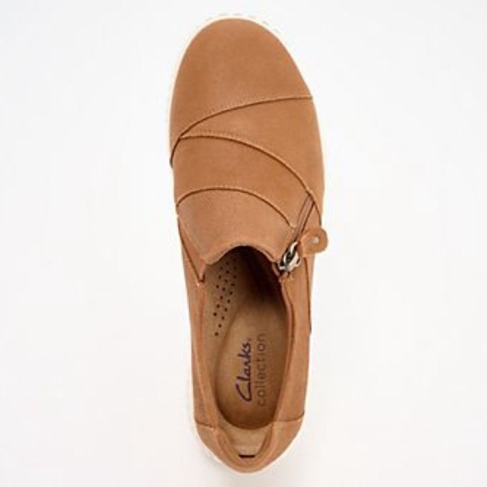 Clarks Collection Caroline Grace Leather‎ Slip-On Sneakers Tan Size 9.5 NWT